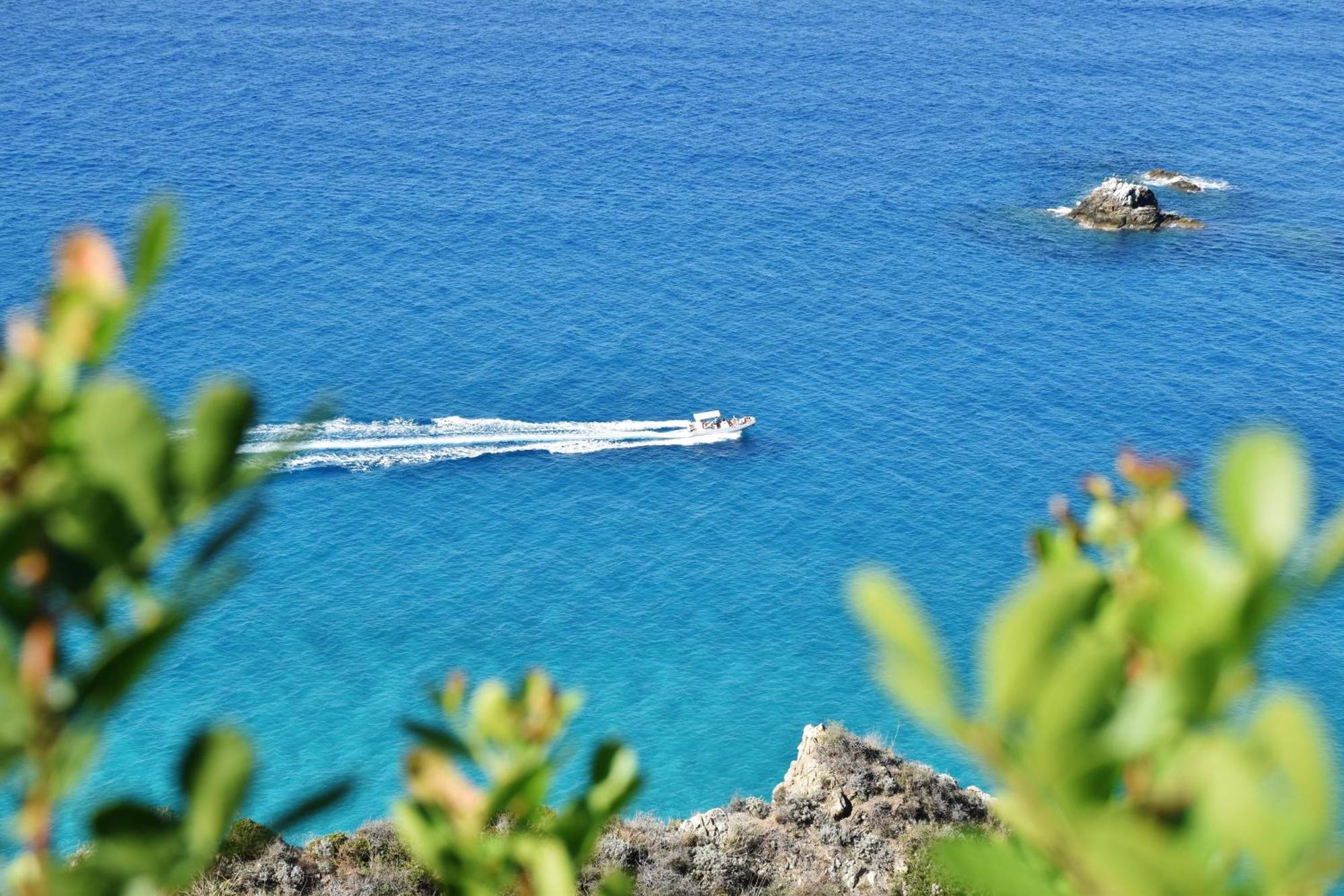 Calabria Beach Villa'S กาโปวาติกาโน ภายนอก รูปภาพ